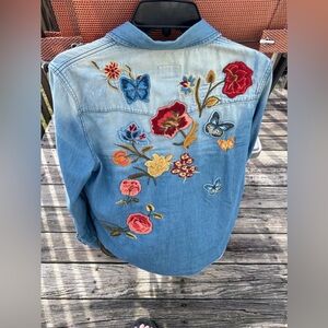 NWOT Sundance Driftwood DenimTeddy butterfly/ flower embroidery Western  shirt